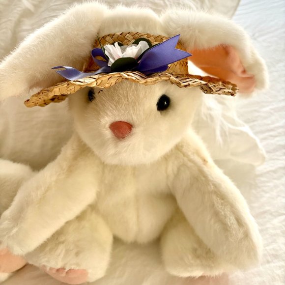 Vintage Hallmark Boy & Girl Easter Bunny Rabbits Straw Hats Excellent Condition - Picture 3 of 8